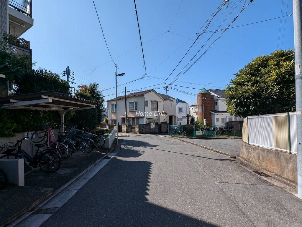 キャニオングランデ上板橋　北側 前面道路